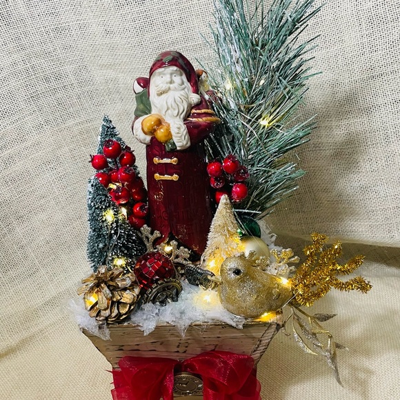 Vintage Christmas Santa Claus Art Assemblage Upcycled Fairy Lights Giftable - Picture 5 of 8